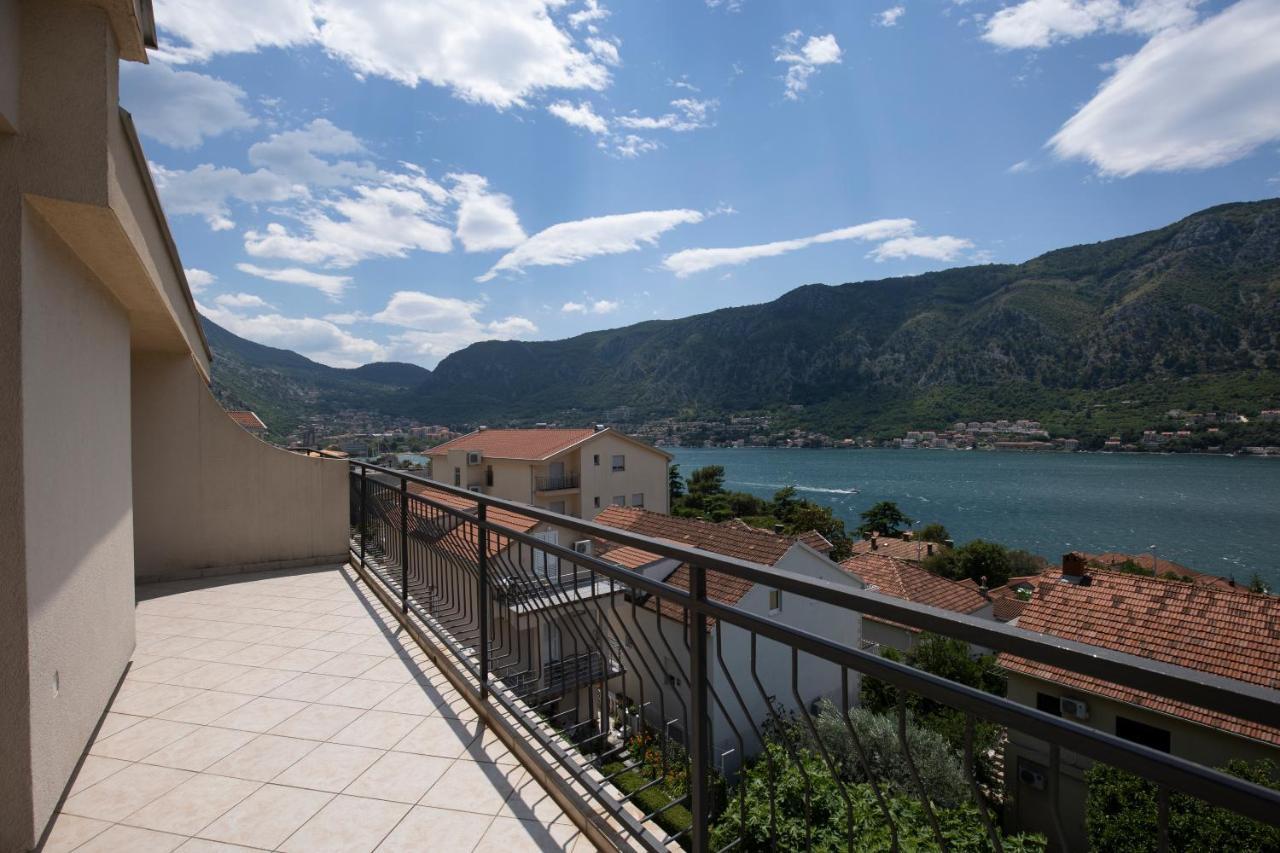 Point Of View Kotor Exterior foto